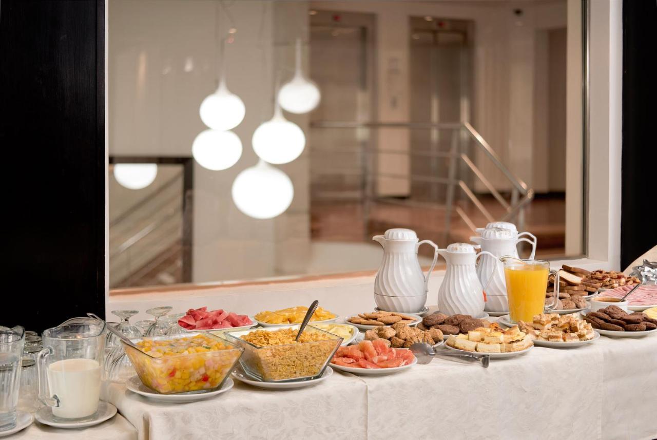 Hotel Kilton Сан Карлос де Барилоче Екстериор снимка